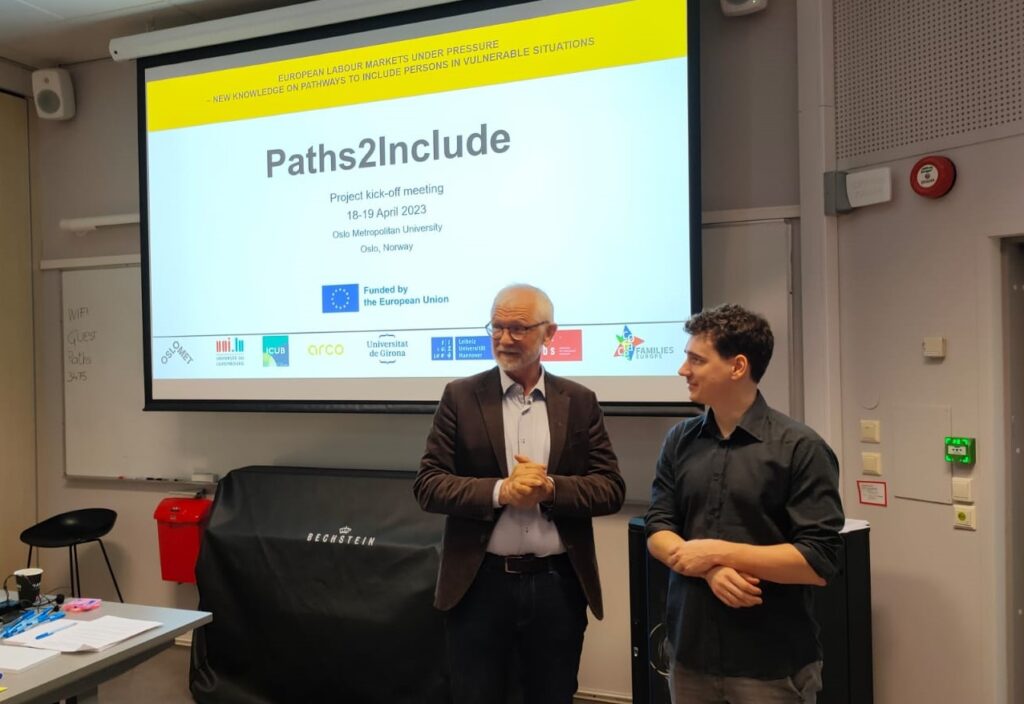 Mateusz Smoter i Kåre Hagen na spotkaniu otwierającym projekt Paths2Include
